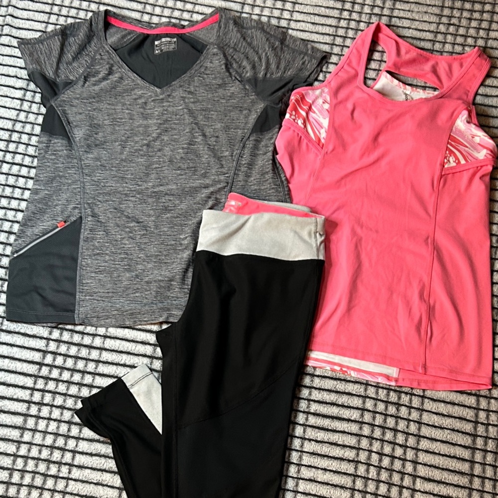 New Women’s 3 Piece Activewear Set (M)